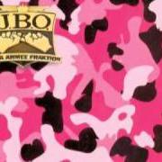 Il testo FAULHEIT SIEGT di JBO è presente anche nell'album Rosa armee fraktion (2002)