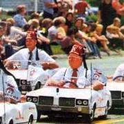 Il testo THIS COULD BE ANYWHERE (THIS COULD BE EVERYWHERE) dei DEAD KENNEDYS è presente anche nell'album Frankenchrist (1985)