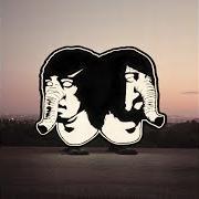 Il testo WHITE IS RED di DEATH FROM ABOVE 1979 è presente anche nell'album The physical world (2014) Il testo WHITE IS RED di DEATH FROM ABOVE 1979 è presente anche nell'album The physical world (2014)