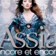 Il testo L'ÉTOILE FILANTE di ASSIA è presente anche nell'album Encore et encore (2005)