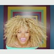 Il testo SIZE di FLEUR EAST è presente anche nell'album Figured out (2020)