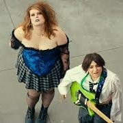 Il testo SCREWDRIVER di CLAUD è presente anche nell'album Supermodels (2023)