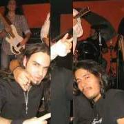 Il testo ESPÍRITU DE ROCK N ROLL di LEYENDA è presente anche nell'album Horizontes (2009)