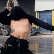 Il testo BLOOD di DRY CLEANING è presente anche nell'album Secret love (2026)