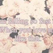 Il testo LOVE ME LIKE THAT di KIRA ISABELLA è presente anche nell'album Love me like that (2012)
