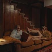 Il testo AIN'T ENOUGH di MADDIE & TAE è presente anche nell'album Love & light (2025)