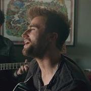 Il testo PRETTY BEAUTIFUL di THE SWON BROTHERS è presente anche nell'album The swon brothers (2014)