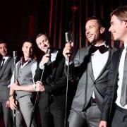 Il testo IN THE STILL OF THE NIGHT dei THE OVERTONES è presente anche nell'album Good ol' fashioned love (2010)