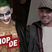 Il testo GUCCI PULLI L di JOKER BRA è presente anche nell'album Joker bra (2019)