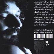 Il testo UN VESTIDO Y UN AMOR di FITO PÁEZ è presente anche nell'album Moda y pueblo (2005)