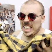 Il testo CRY TO ME di IDLES è presente anche nell'album Joy as an act of resistance (2018)