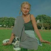 Il testo POLARIZED di CLAIRE ROSINKRANZ è presente anche nell'album Just because (2023)