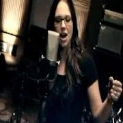 Il testo LOVE FEVER di STEFANIE HEINZMANN è presente anche nell'album Roots to grow (2009)