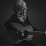 Il testo HOLDIN' ON TO YOU (FEAT. ELLE KING) di DOLLY PARTON è presente anche nell'album Dumplin' (2018)