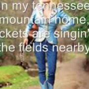 Il testo MY TENNESSEE MOUNTAIN HOME di DOLLY PARTON è presente anche nell'album My tennessee mountain home (1973)