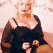 Il testo MY GIRL (MY LOVE) di DOLLY PARTON è presente anche nell'album New harvest... first gathering (1977)