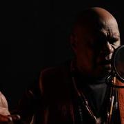 Il testo OPEN UP YOUR EYES di ARCHIE ROACH è presente anche nell'album Tell me why (2019)