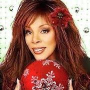 Il testo CHRISTMAS IS HERE di DONNA SUMMER è presente anche nell'album Christmas spirit (1994)