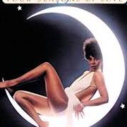 Il testo SUMMER FEVER di DONNA SUMMER è presente anche nell'album Four seasons of love (1976)