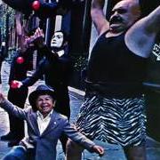 Il testo STRANGE DAYS dei THE DOORS è presente anche nell'album Strange days (1967)