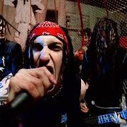 Il testo DEBONAIRE dei DOPE è presente anche nell'album Felons and revolutionaries (2000)