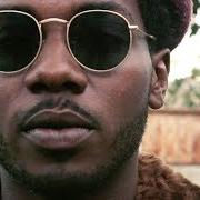 Il testo TOPDOWN di CHANNEL TRES è presente anche nell'album Channel tres (2018)