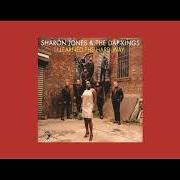 Il testo THE GAME GETS OLD di SHARON JONES & THE DAP-KINGS è presente anche nell'album I learned the hard way (2010)