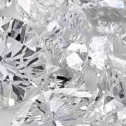 Il testo DIAMONDS DANCING di DRAKE è presente anche nell'album What a time to be alive (2015)