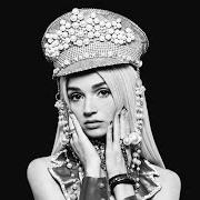 Il testo PLAY DESTROY di POPPY è presente anche nell'album Am i a girl? (2018)