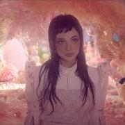 Il testo BLOOM di POPPY è presente anche nell'album Flux (2021)