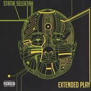 Il testo 100 STACKS di STATIK SELEKTAH è presente anche nell'album Extended play (2013)