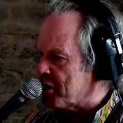 Il testo CHANNEL FEVER di CHRIS JAGGER è presente anche nell'album All the best (2017)