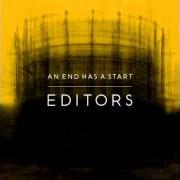 Il testo SMOKERS OUTSIDE THE HOSPITAL DOORS degli EDITORS è presente anche nell'album An end has a start (2007)