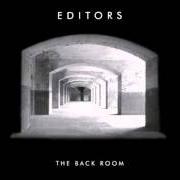 Il testo OPEN YOUR ARMS degli EDITORS è presente anche nell'album The back room (2005)