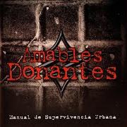 Il testo NO SOMOS DISTINTOS di AMABLES DONANTES è presente anche nell'album Manual de supervivencia urbana (2000)