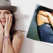 Il testo HEAVEN OUT OF HELL di ELISA è presente anche nell'album Elisa (2001)