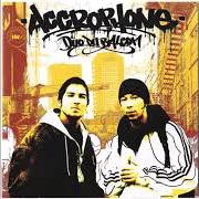 Il testo BIG UP À TOUS di ACCROPHONE è presente anche nell'album Duo du balcon (2005)