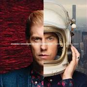 Il testo FIRE ESCAPE di ANDREW MCMAHON è presente anche nell'album Zombies on broadway (2017)