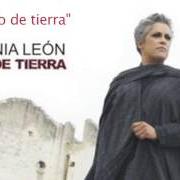 Il testo LOS MAGUEYES di EUGENIA LEÓN è presente anche nell'album Puño de tierra (2008)