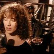 Il testo JE VIENS VERS TOI di ELSA LUNGHINI è presente anche nell'album Rien que pour ca (1990)