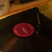 Il testo SIGNED, SEALED, DELIVERED (I'M YOURS) di ELTON JOHN è presente anche nell'album Reg dwight's piano goes pop (1994)