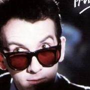 Il testo FROM A WHISPER TO A SCREAM di ELVIS COSTELLO è presente anche nell'album Trust (1981)