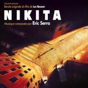 Il testo PLAYING ON SAUCEPANS di ERIC SERRA è presente anche nell'album Nikita (1990)