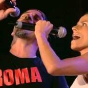 Il testo STELLA GEMELLA di EROS RAMAZZOTTI è presente anche nell'album Eros live (1998)