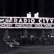 Il testo LIFE IS SO EXCITING di FABOLOUS è presente anche nell'album The soul tape 2 (2012)