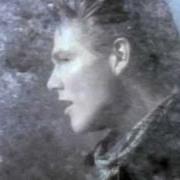 Il testo THIS ALONE IS LOVE degli A-HA è presente anche nell'album Stay on these roads (1988)