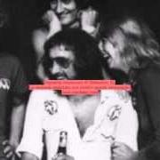 Il testo BORN ENCHANTER dei FLEETWOOD MAC è presente anche nell'album Heroes are hard to find (1974)