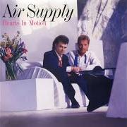 Il testo MY HEARTS WITH YOU degli AIR SUPPLY è presente anche nell'album Hearts in motion (1986)