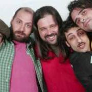 Il testo PIRATERIA (ALL RIGHTS RESERVED) dei FOLKABBESTIA è presente anche nell'album Se la rosa non si chiamerebbe rosa, rita sarebbe il suo nome (2000)