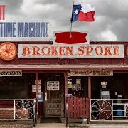 Il testo GOD AND COUNTRY MUSIC di GEORGE STRAIT è presente anche nell'album Honky tonk time machine (2019)